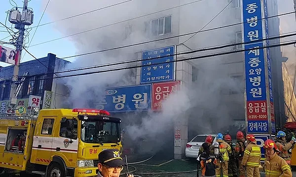 突发！韩国医院大火已致33人遇难（组图） - 1