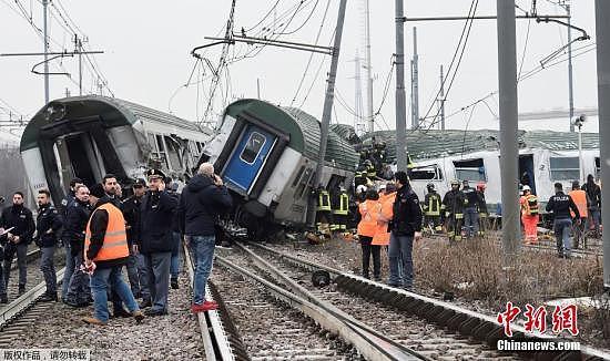 米兰列车脱轨已致百余人死伤 事故或因铁轨塌陷（组图） - 1