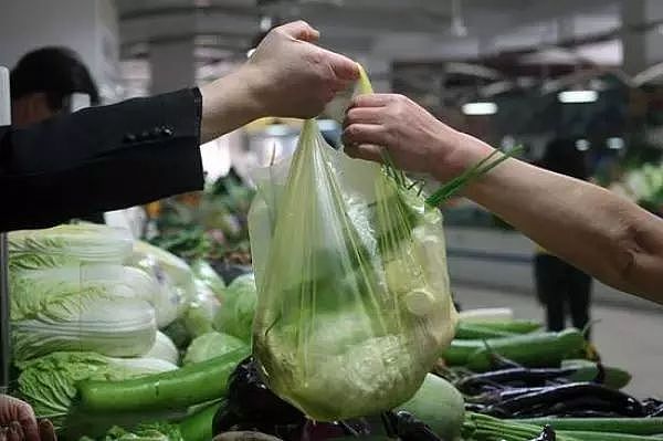 “限塑令”10年，中国人却对塑料袋上了瘾（图） - 5