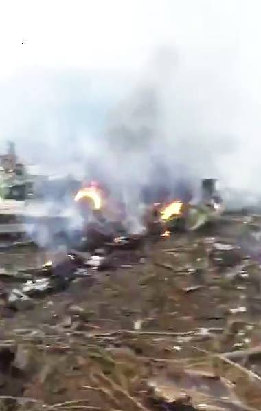 贵州疑似发生飞机坠毁事故，现场起火伴有浓烟(组图) - 2