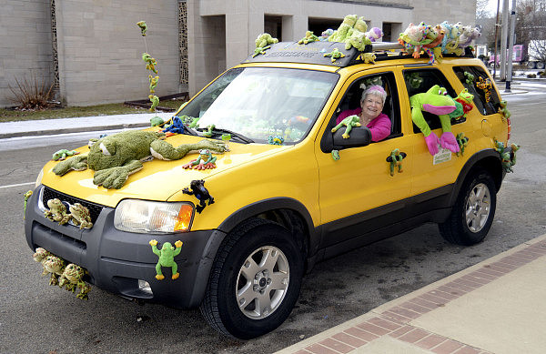 美国女子开车带“蛙儿子”旅行，演绎真实版“旅行青蛙” - 1
