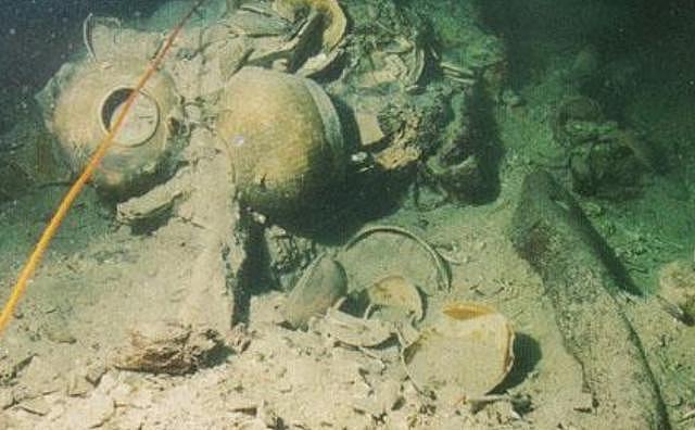 印尼海底发现七万件中国文物，对方表示想买回可以，少于3亿免谈