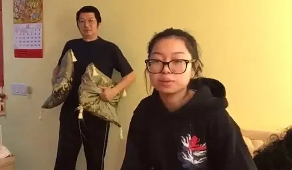 加拿大华裔妹子发视频疯狂吐槽父母，引发许多共鸣 - 31