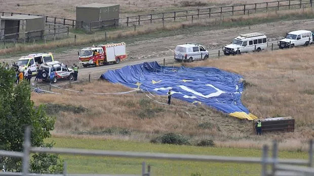 突发！17人遇险！16人被抛出！澳洲再发热气球坠地事故！500米高空熄火，生死瞬间惊心动魄！ - 15