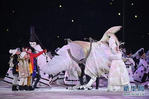 日本网友:昨晚的冬奥会开幕式，这货把孩子吓哭了… - 10