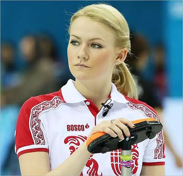 这个俄罗斯美女运动员用颜值征服了网友们，然而这真只是俄罗斯美女运动员冰山一角啊！ - 27