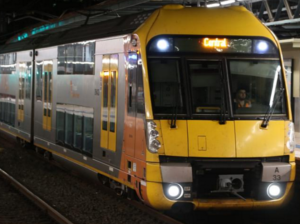 崩溃！悉尼城铁噩梦或将再次重演，因为两个重要问题未解决，交通部：我们也无法保证... - 1