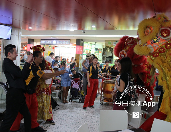 悉尼市长大年初一唐人街拜年！沿街发红包，与华人共庆狗年春节（组图） - 25