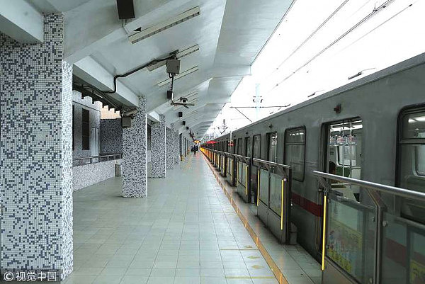 上海地铁年初一空成这样，然而它和北京却不是最空城 - 3