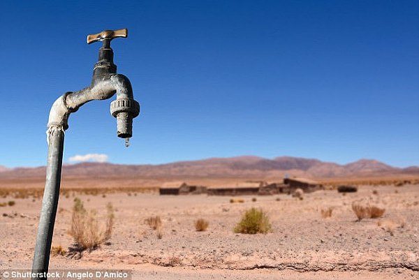 49509E8800000578-5403367-Could_Australia_run_out_of_water_like_Capetown_in_South_Africa_O-a-14_1518880302447.jpg,0