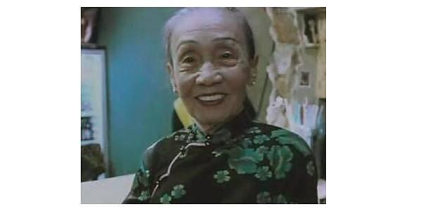 “周星驰御用婆婆”侯焕玲离世享年95岁，67岁闯入演艺圈，只因一点终身不嫁 - 4