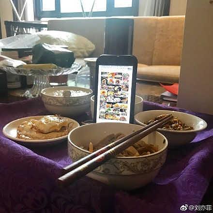 刘亦菲晒早餐饭量惊人，网友：怪不得那么胖！