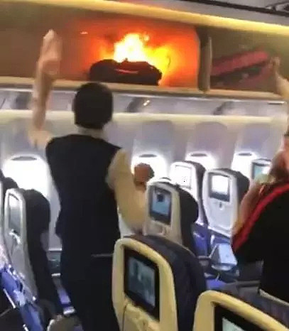 加航飞温哥华惊魂：乘客手机起飞时着火！机主被烧伤（组图） - 5