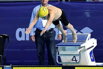 今天！澳洲一场比赛刷爆全球！99岁大爷打破男子50米自由泳世界记录！！ - 12