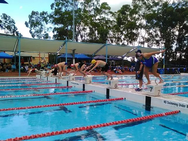 今天！澳洲一场比赛刷爆全球！99岁大爷打破男子50米自由泳世界记录！！ - 26