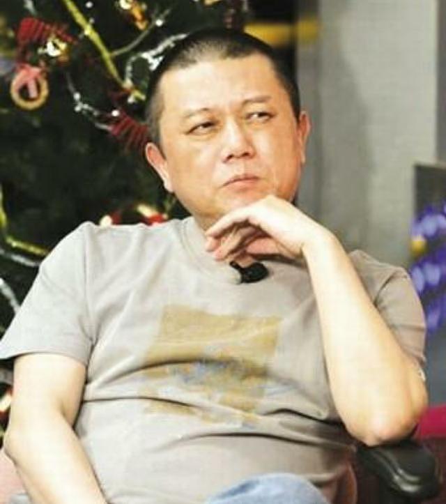 王朔到底多厉害，不光能追到小16岁的徐静蕾，徐静蕾还给他买房！