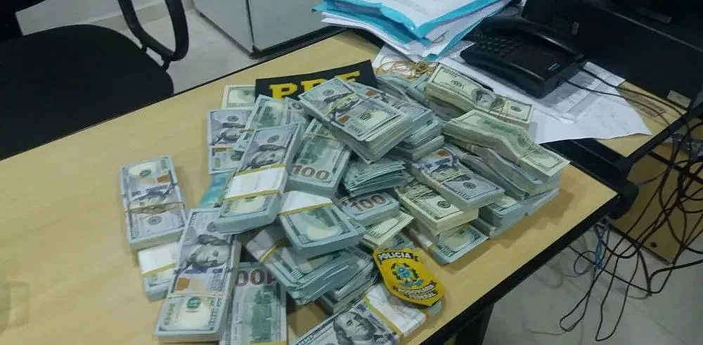 中国男子携带近50万美金被捕！在巴西境内随身只能携带1万巴币才不需要申报！ - 2