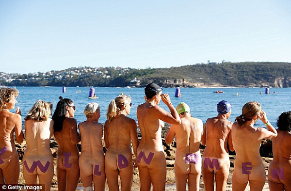 辣眼睛！数百名裸体男女齐聚悉尼港！一丝不挂香艳无比！而他们却是为了一件好事。。。 - 5