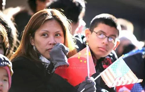 国人真的那么冷漠吗？一位华裔女子在地铁被无端毒打后，周围无一华人出面相助... - 2