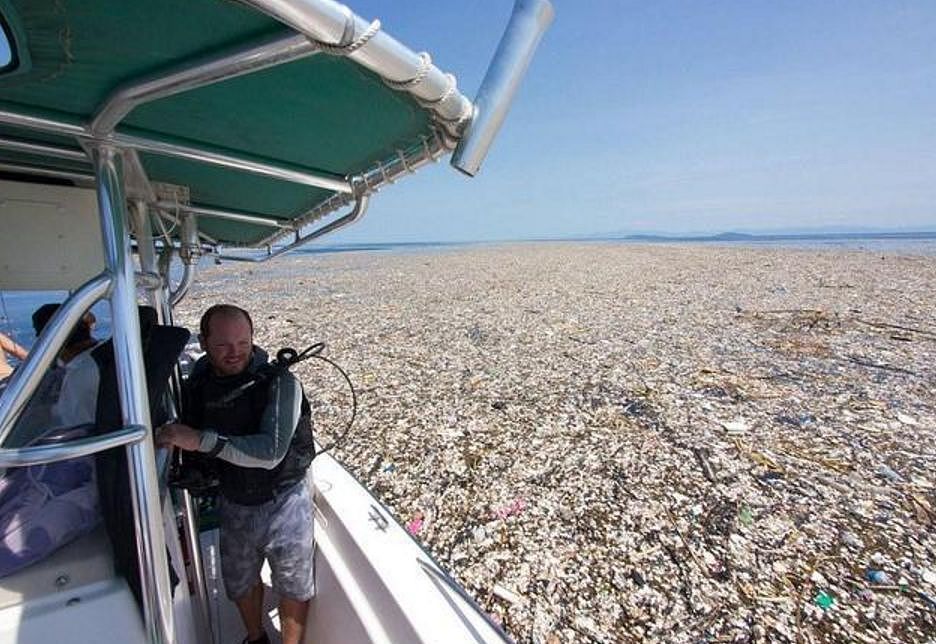 别去巴厘岛了，太恶心了！在巴厘岛潜水你可能被垃圾包围！ - 9