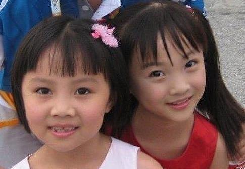 过去10年了，张艺谋害的这两位小女孩，如今两人命运大反转