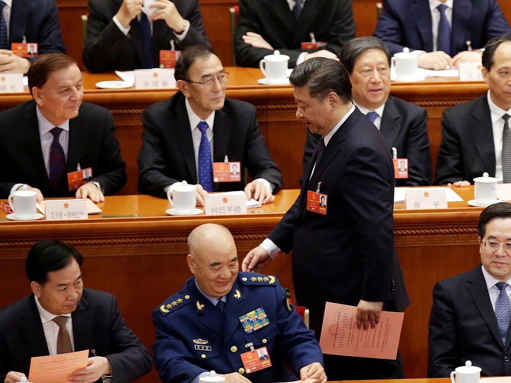 特朗普签署台湾旅行法 解放军新领导层或出招惩戒 - 1