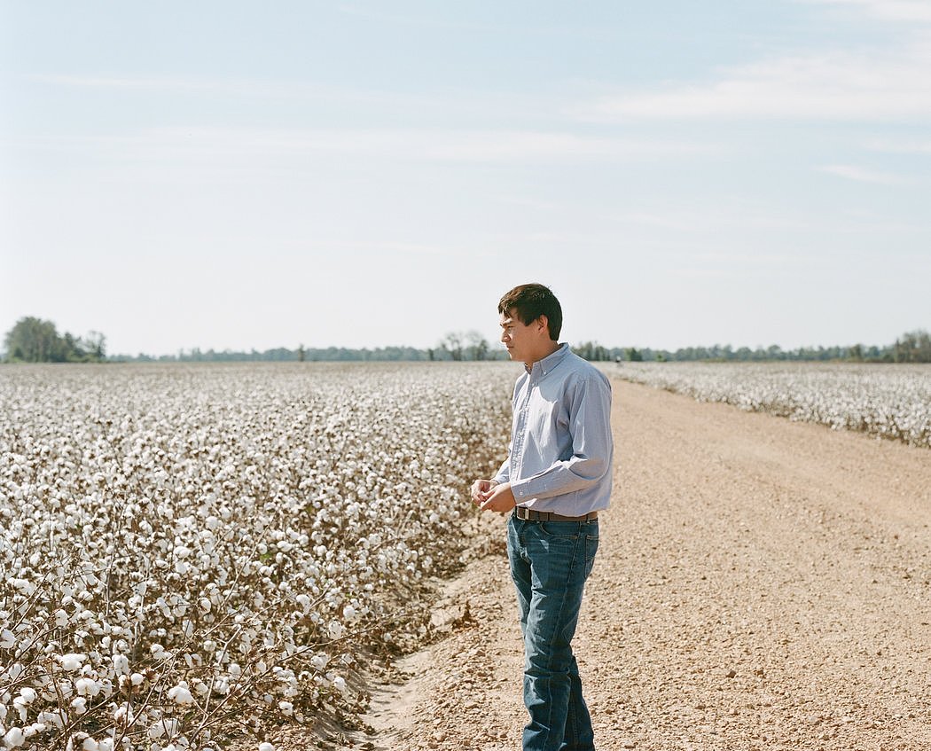 泰勒·庞是第四代华裔美国人，在密西西比州克拉克斯代尔的农业部工作。