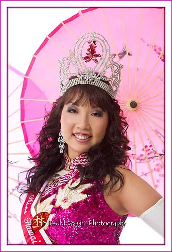 这个夏威夷华裔小姐选美，真的画风很清奇了… - 13