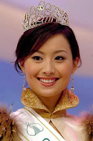 这个夏威夷华裔小姐选美，真的画风很清奇了… - 37