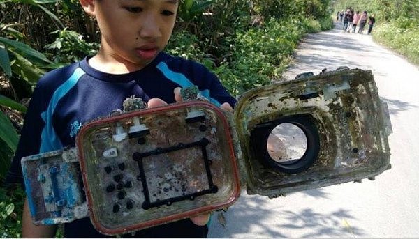海上漂流3年至台湾，这只相机竟还能用，还找到了日本主人 - 3