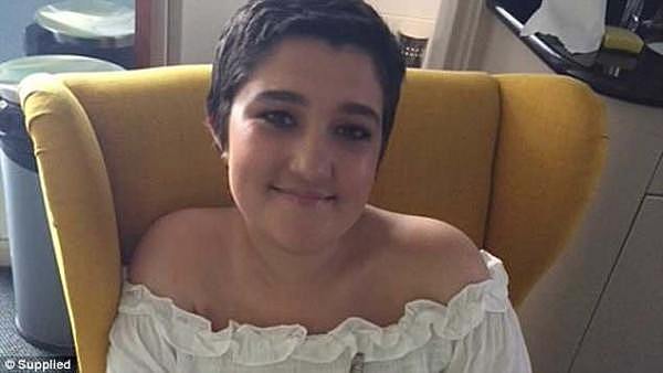 “你病得还不够重”！澳福利署拒给癌症病人发医保卡！悉尼17岁白血病女孩被逼这样做.... - 4