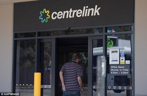 绝非愚人节玩笑！Centrelink正式引入积分制 8万澳人或被削减福利 - 2