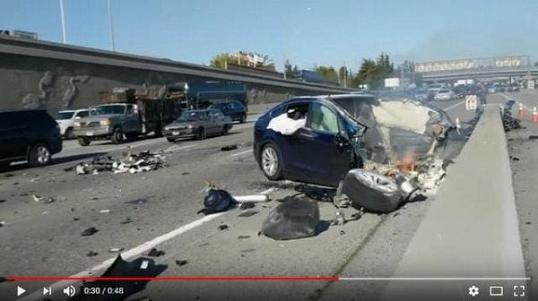 特斯拉加州致命车祸：华裔司机事发前6秒未握紧方向盘 - 5