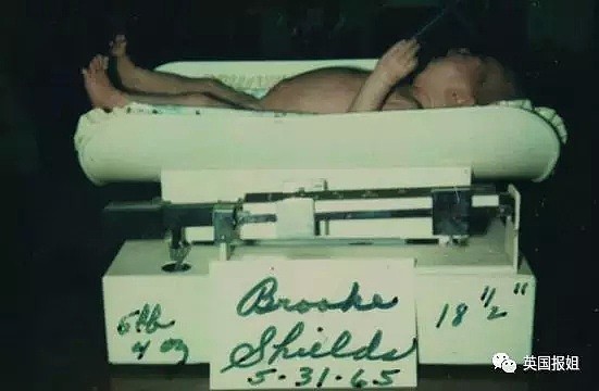 10岁为《花花公子》拍全裸照片，因演性感雏妓名声大噪...她的美貌曾被誉为世界第八大奇迹（组图） - 10