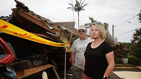 悉尼民宅车库突然坍塌致豪车被砸  屋主：都是修路惹得祸！（图） - 3