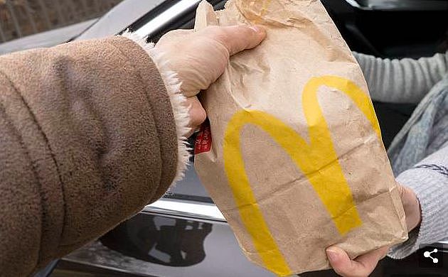 太可怕了！悉尼男子一不小心错拿了别人的麦当劳，警方竟指控其“偷窃”... - 6