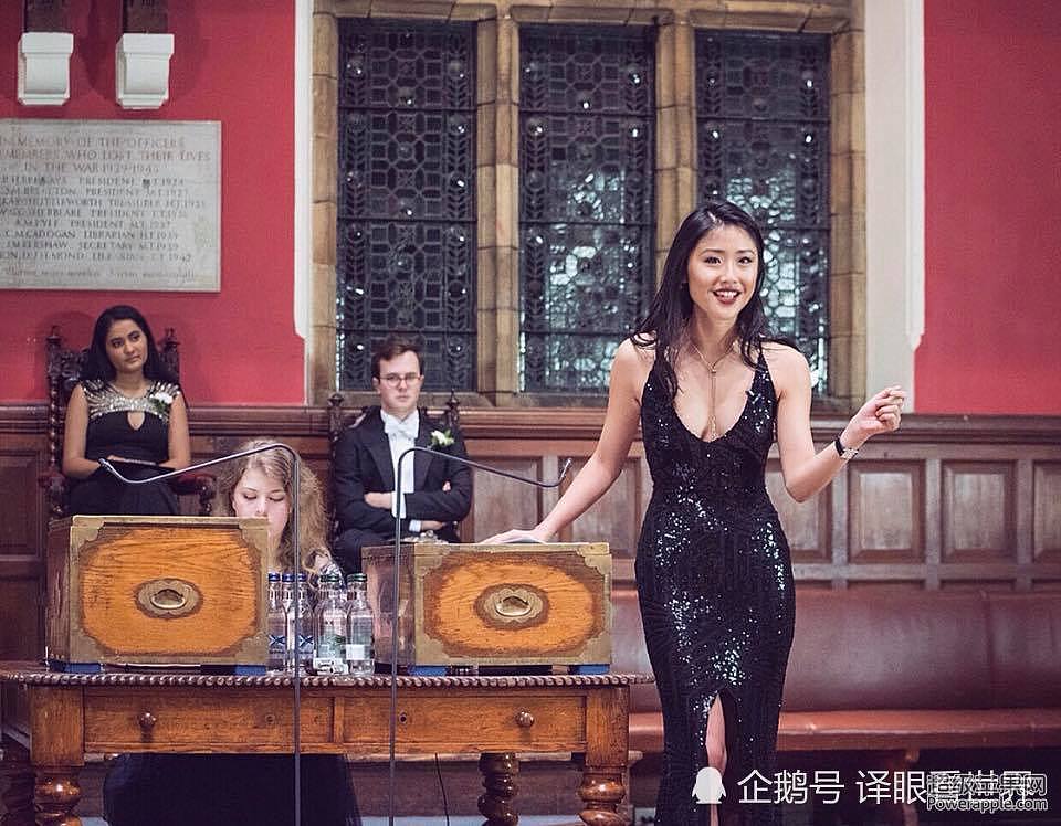 华裔牛津大学辩手迷倒外国网友 你长得好看说什么都对 - 2