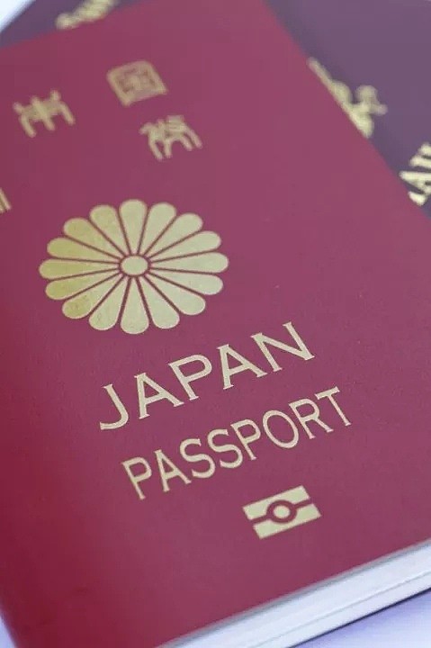 两名中国女子在西班牙持伪造日本护照被逮捕，原因竟是因为其免签172个国家… - 2