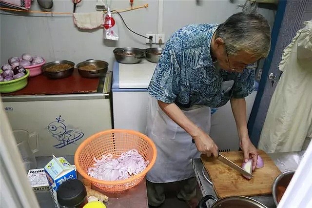 70岁日本老人来中国创业，仍没有结婚，就是不想回日本… - 8