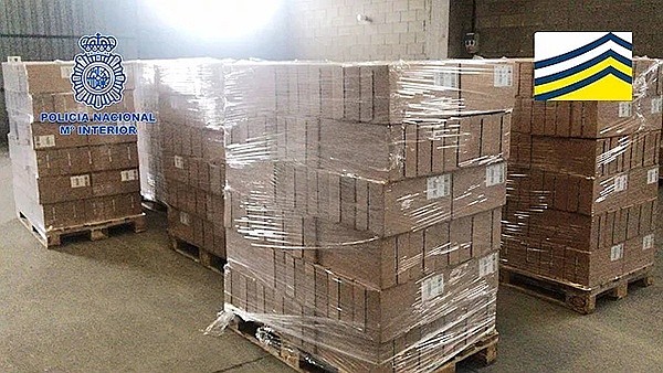 西班牙警方查获8吨假奶粉 其中大多运往中国