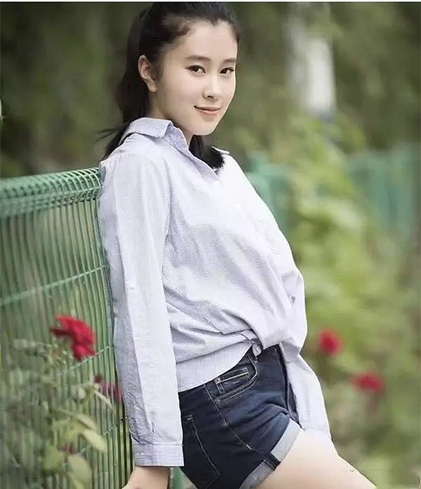 杨子勾引过未成年杨紫？黄圣依被打耳光，哑忍做小三！前妻女儿能进哈佛，幸亏离得远！ - 94