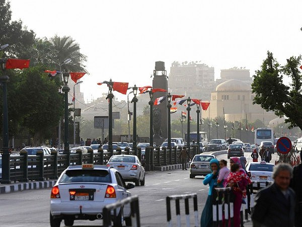 中国旅游团在埃及遭遇车祸，3人死亡8人受伤 - 1