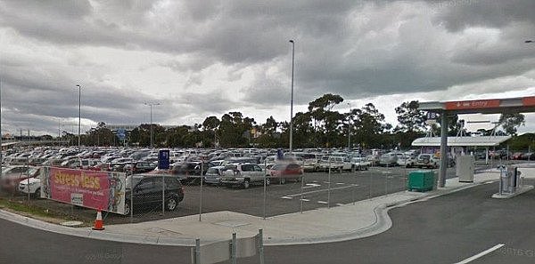 4B8FD03300000578-5658363-Sydney_Airport_parking_can_cost_substantially_more_than_a_one_wa-a-39_1524710555232.jpg,0