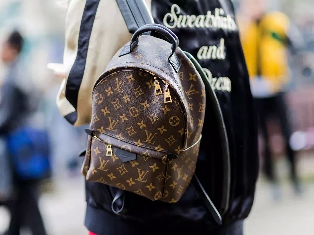 LV、Gucci包为啥涨上天？原来是背后这群人把它们当成房子炒 - 1