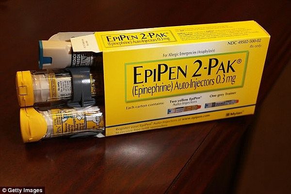4BC152D600000578-5681159-Lifesaving_Epipens_pictured_have_experienced_a_nation_wide_short-a-21_1525244358511.jpg,0