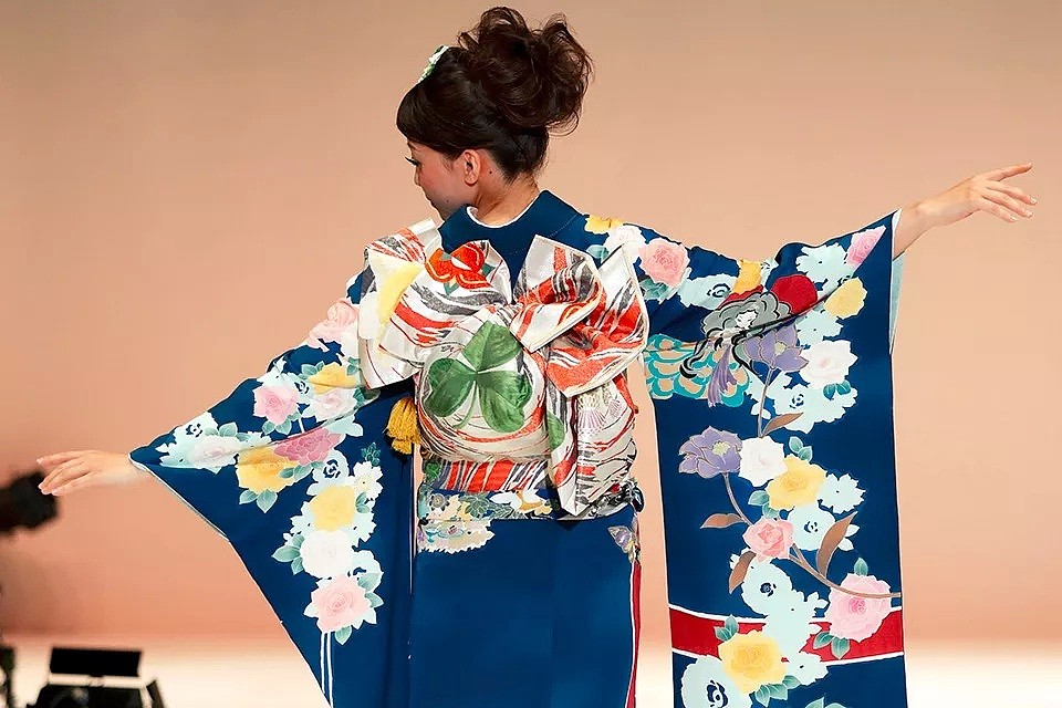 迎东京奥运，日本定制了196个国家特色和服，中国款简直惊艳！ - 23