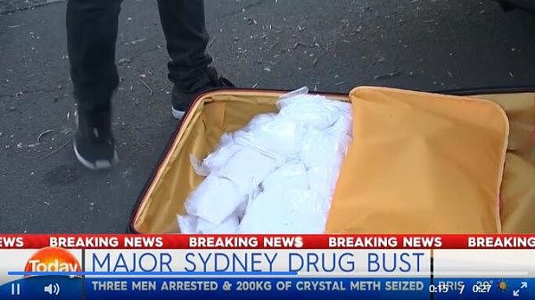 香港男子今晨在悉尼被捕！警方打掉跨国贩毒团伙 缴获200公斤冰毒（图） - 4