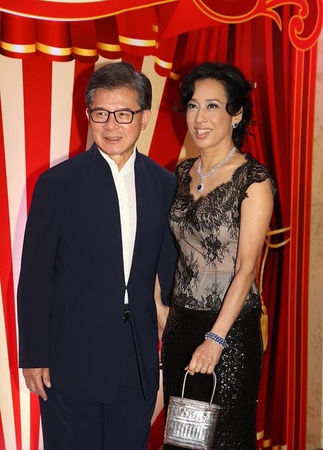 郭晶晶婆婆两度嫁入豪门，豪华婚礼创下香港20之最，50岁找到真爱