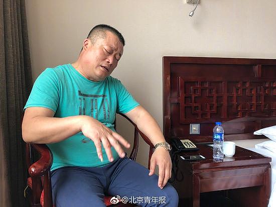 遇害空姐父亲：遗憾凶手未被严惩，将追究滴滴责任（图） - 1