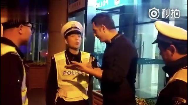 老外酒驾被查叫嚣:我是外国人 马上送我去上海!（视频/组图） - 5